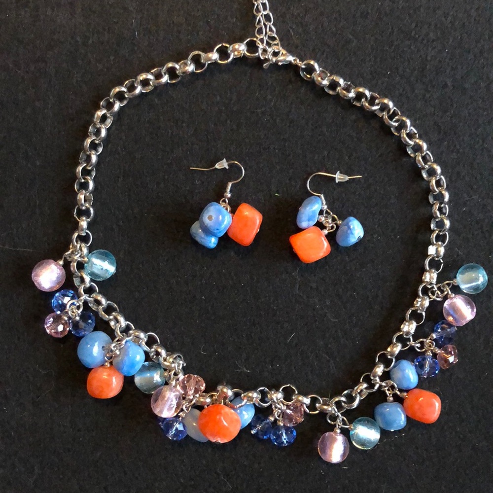 Semi precious and glass necklace set